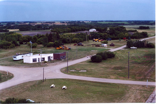 100-B_G-16
